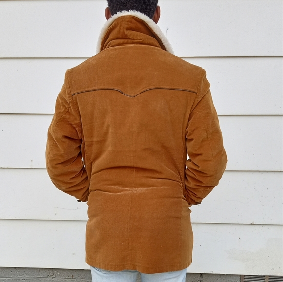 Vintage Corduroy and Sherpa Jacket - Picture 4 of 7